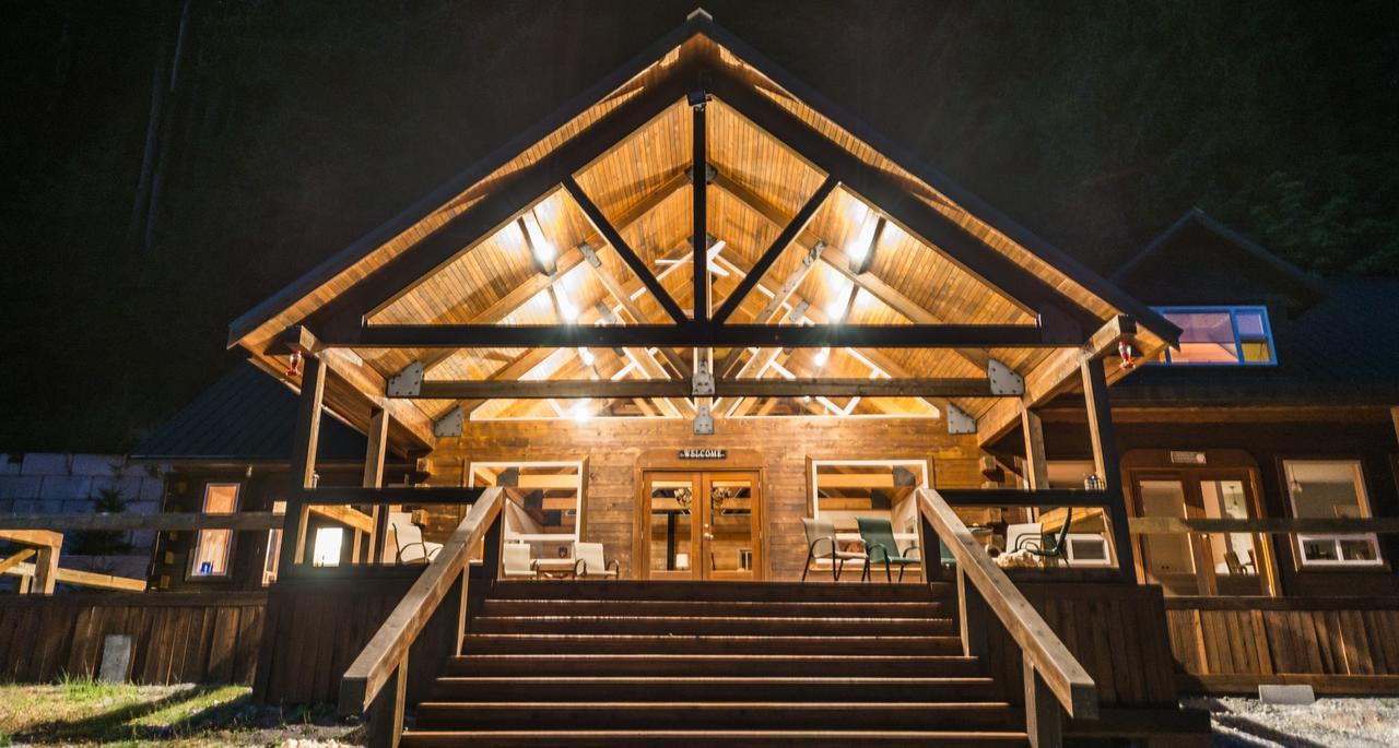 Homfray Lodge Desolation Sound Luaran gambar